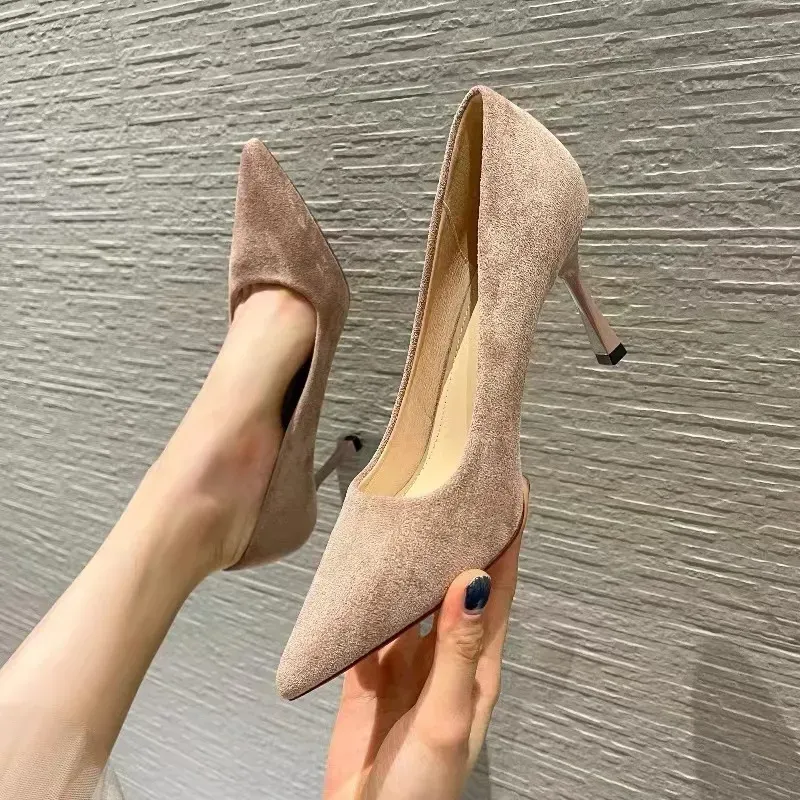 Suede Pumps