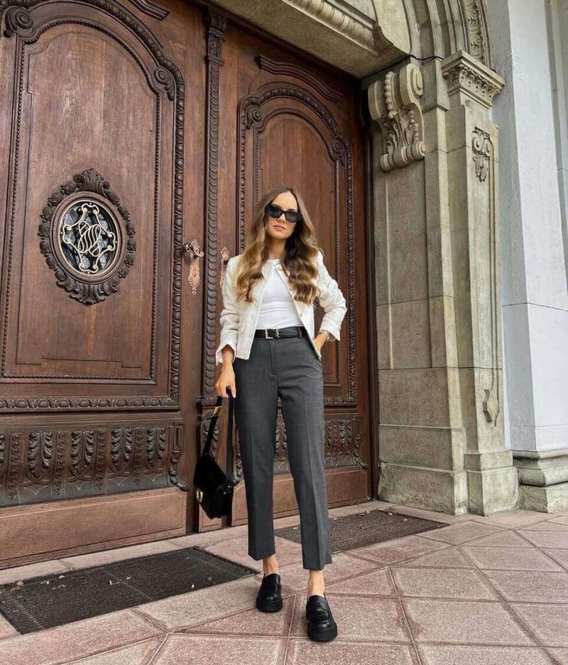 Cropped Pants with Elegant Loafers