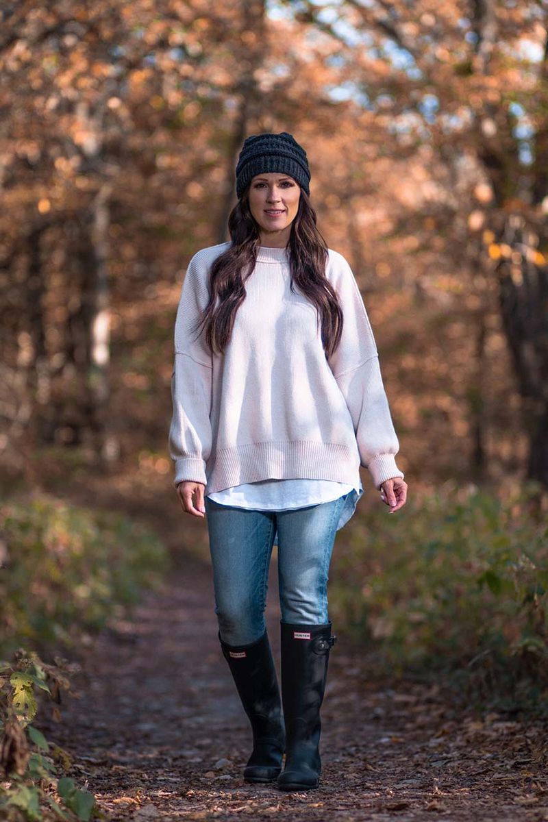 Oversized Sweater & Rain Boots Combination
