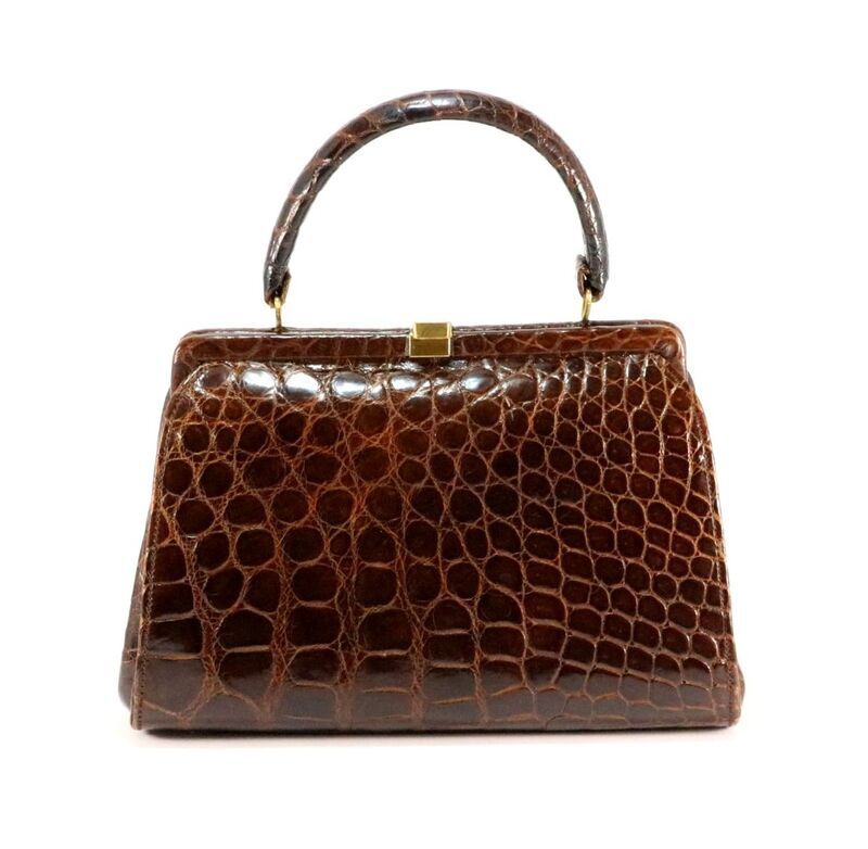 Structured Top-Handle Classics