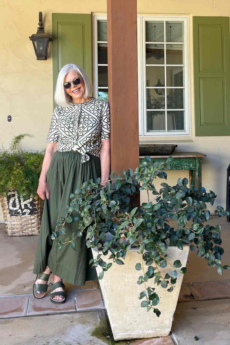 Patterned Midi Skirt with Simple T-Shirt