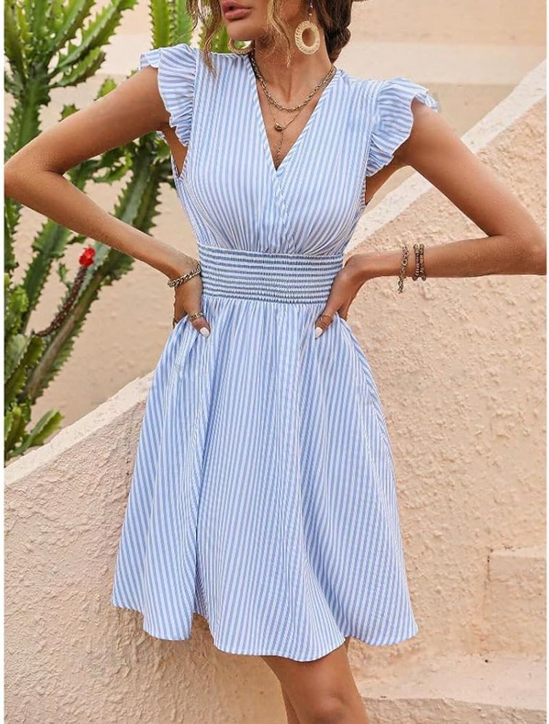 Fit-and-Flare for Petite Builds