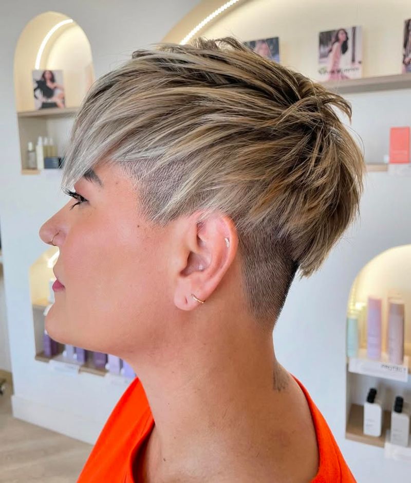 Pixie com corte inferior