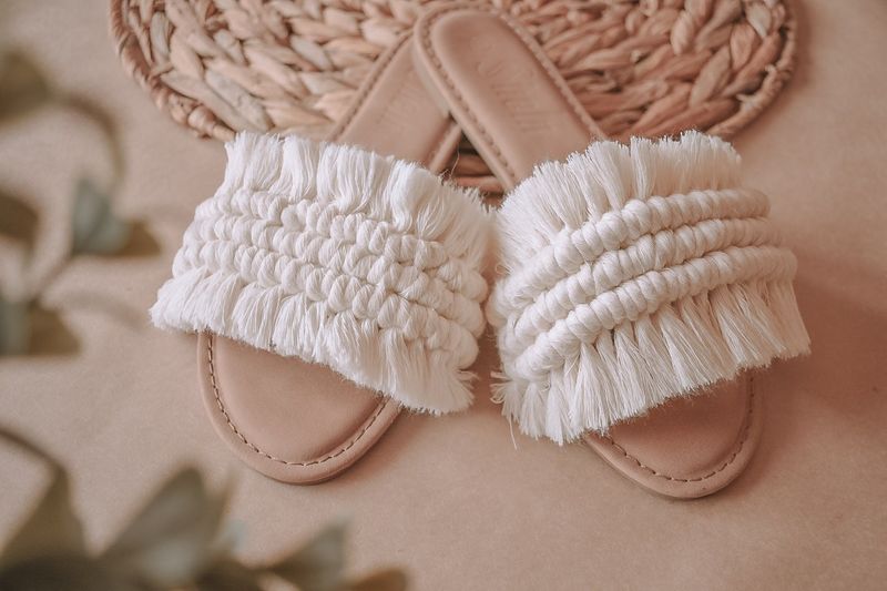 Macramé Detail Slides