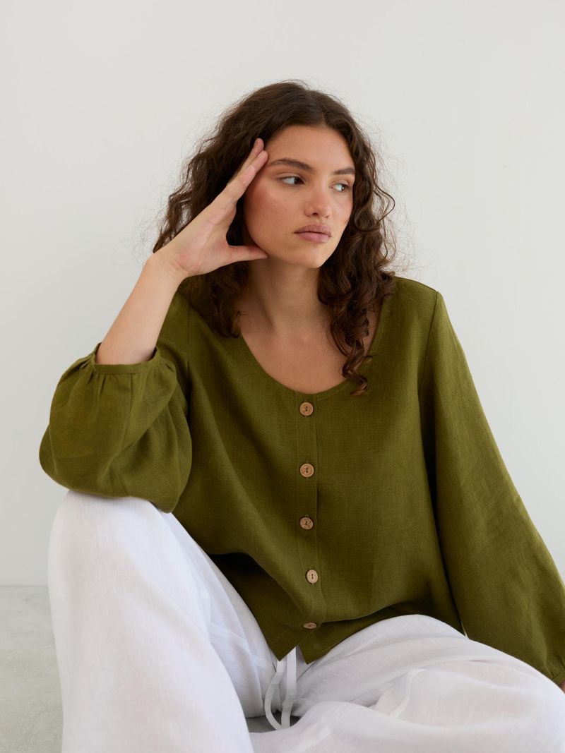 Reversible Day-to-Night Wonder