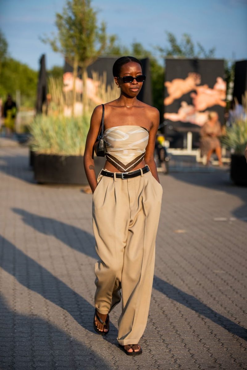 Wide-Leg Cropped Trousers