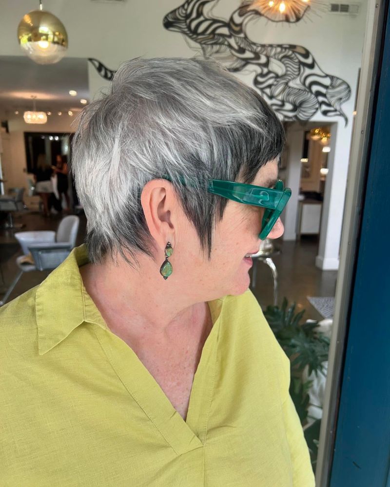 Pixie con mèches