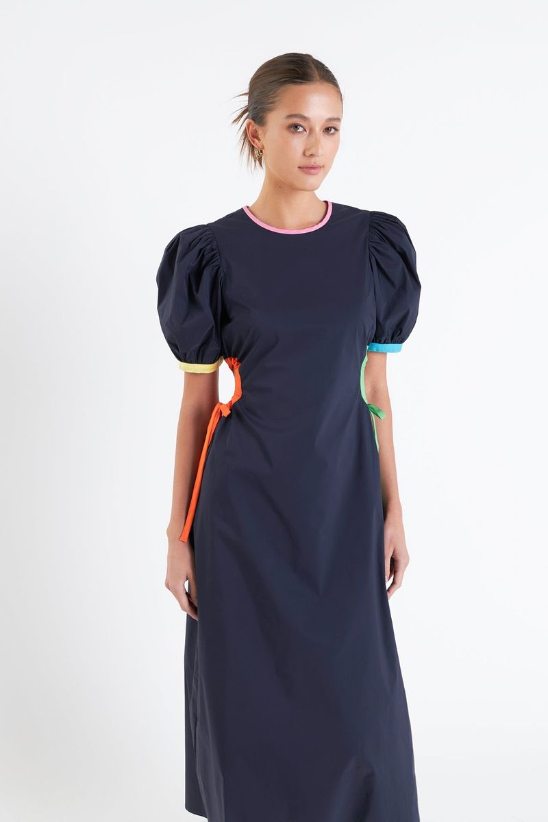 Color-Blocked Modern Moment