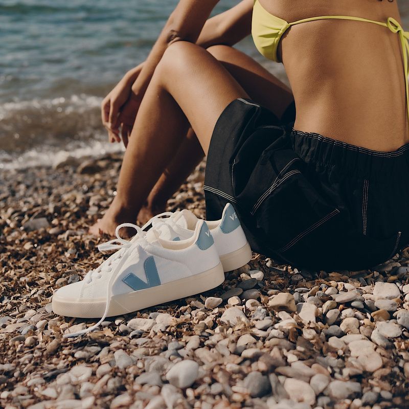 Veja Recycled Ocean Canvas