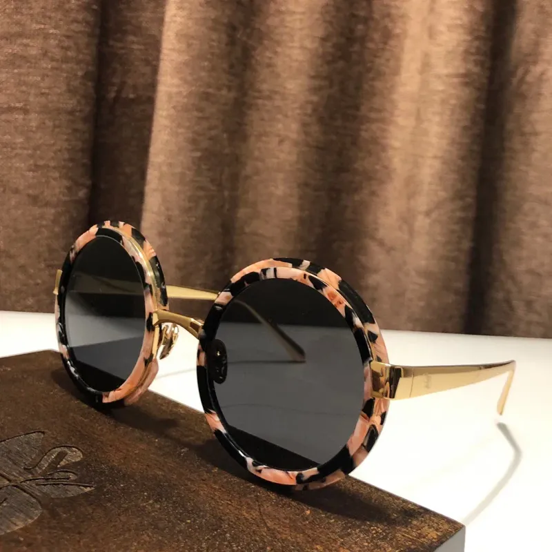Retro-Inspired Sunglasses