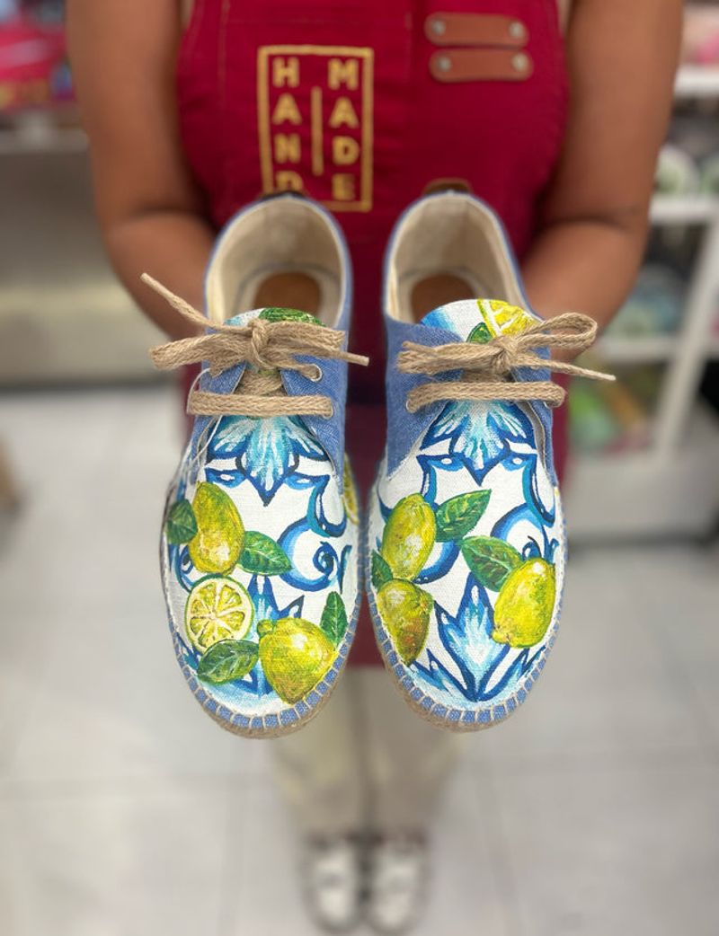 Hand-Painted Espadrilles: Artistic Footprints