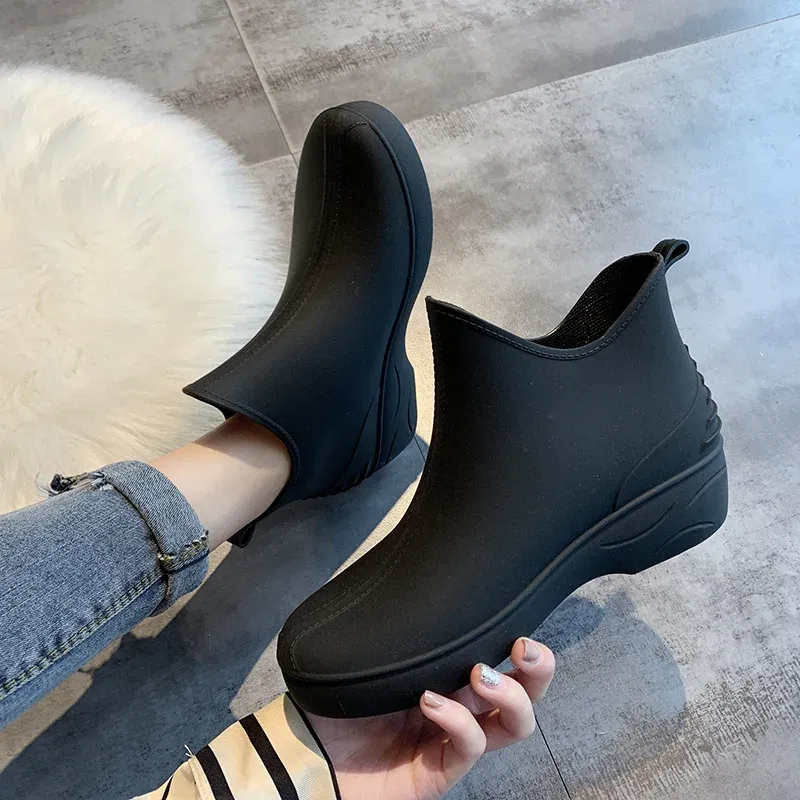 Scented Rubber Rain Flats
