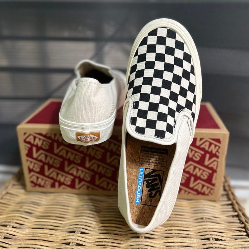 Vans UltraCush Slip-Ons