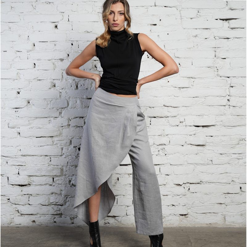 Asymmetrical Avant-Garde Options