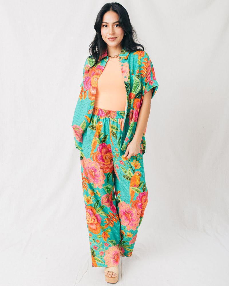 Tropical Print Paradise