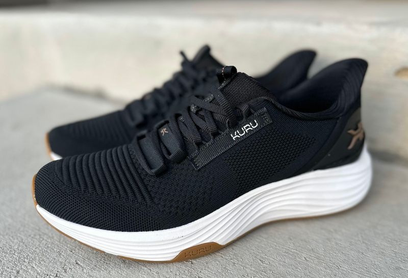 Joint-friendly Kuru Atom Sneakers