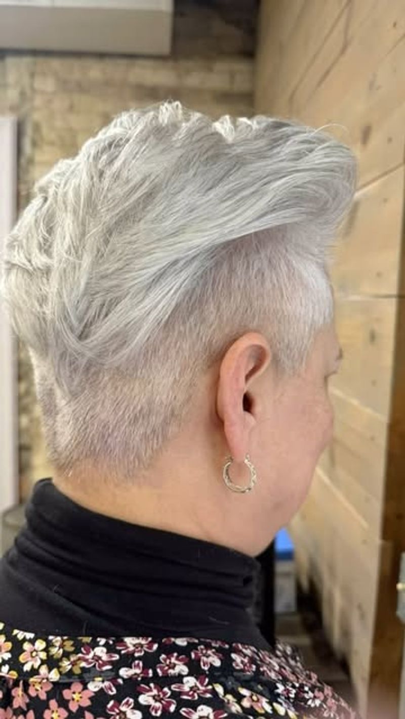 Mohawk in grassetto