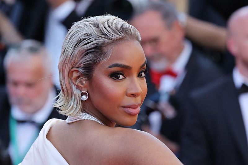Styling Error: Slicked-Back Wet Looks