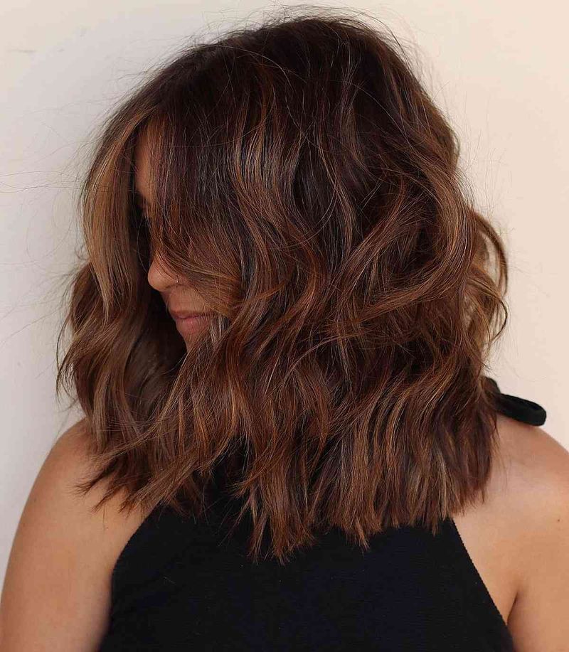 Shoulder-Length Cut with Invisible Layers