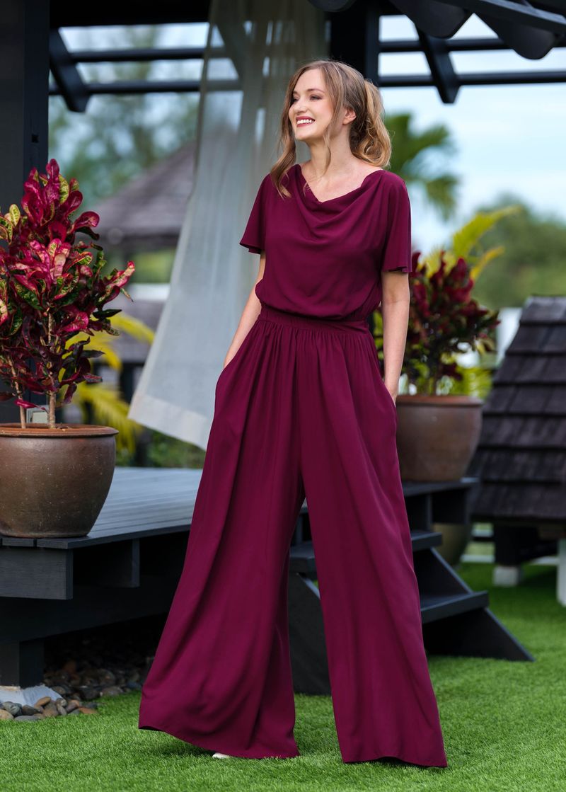 Sleek Burgundy Goddess