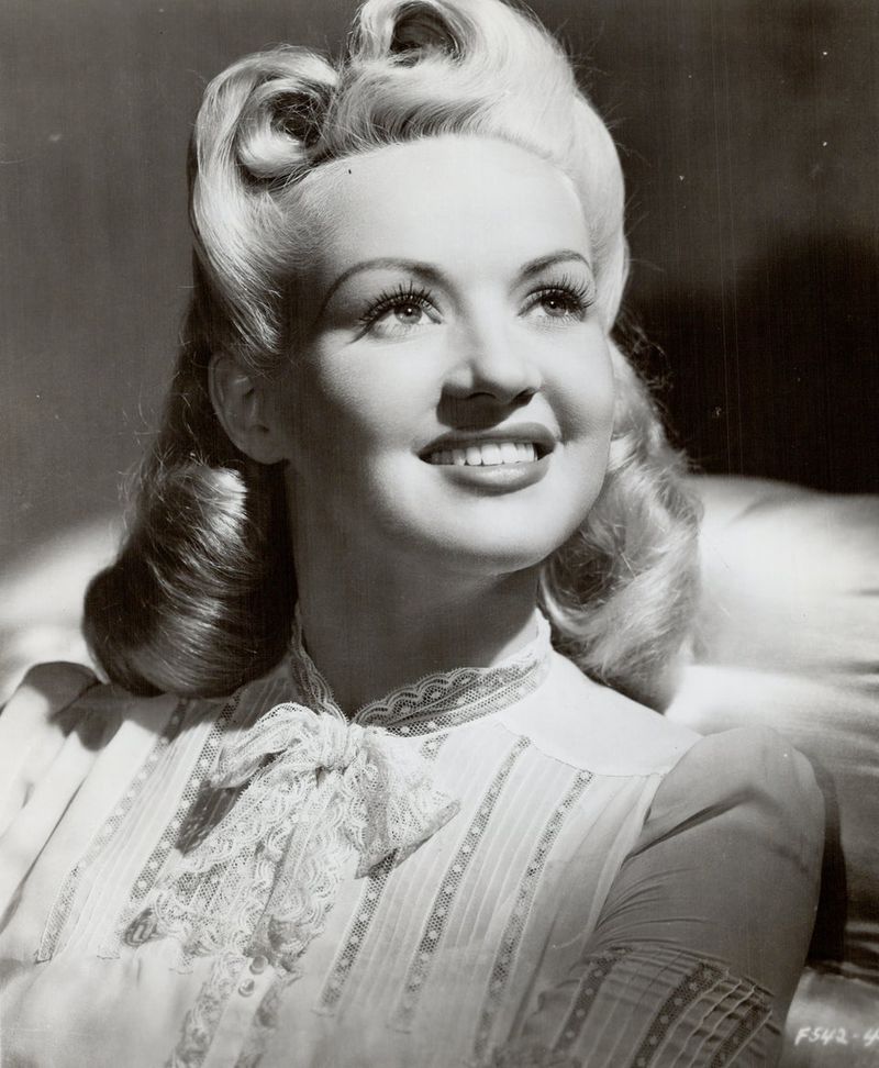 The Vintage Victory Rolls
