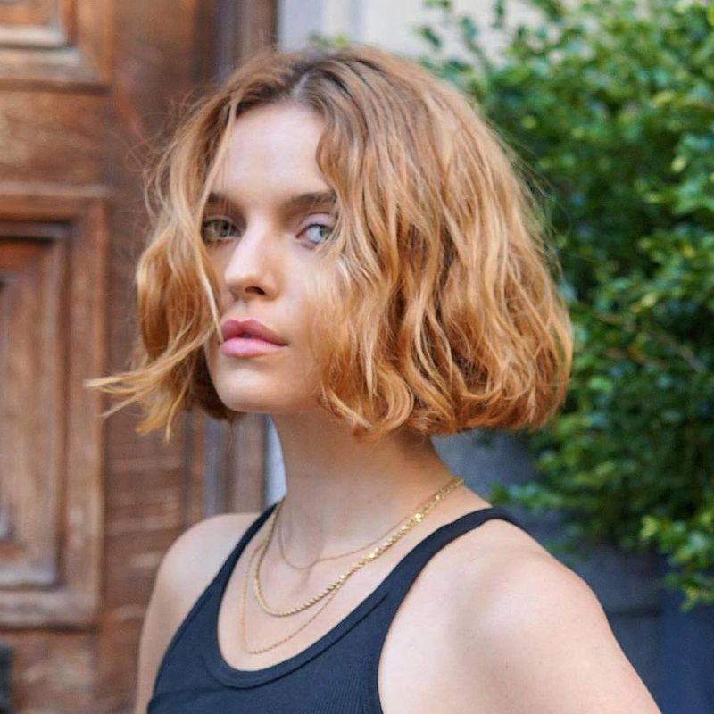The Triangle-Shaped Bob