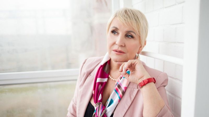 Silk Scarves as Secret Weapons