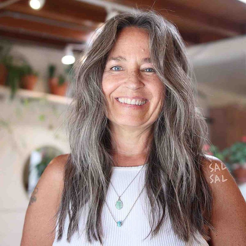 Uniform-Length Long Hair
