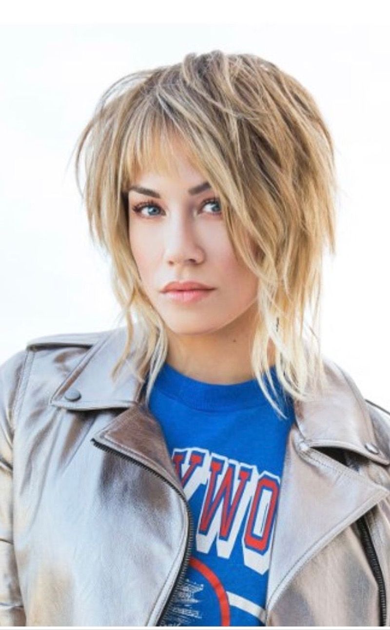 The Razor-Cut Choppy Mess