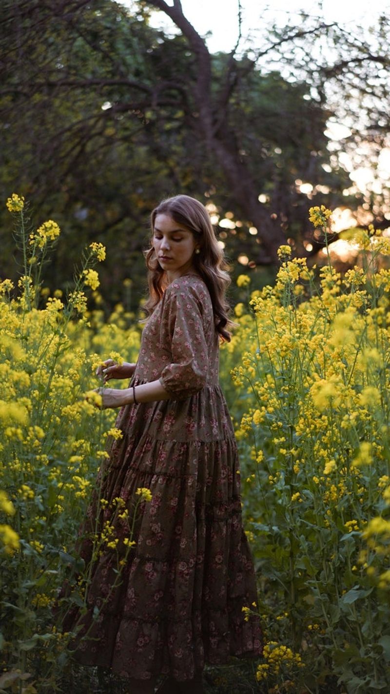 The Graceful Peasant Dress