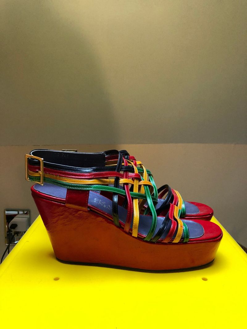Retro Rainbow Wedges