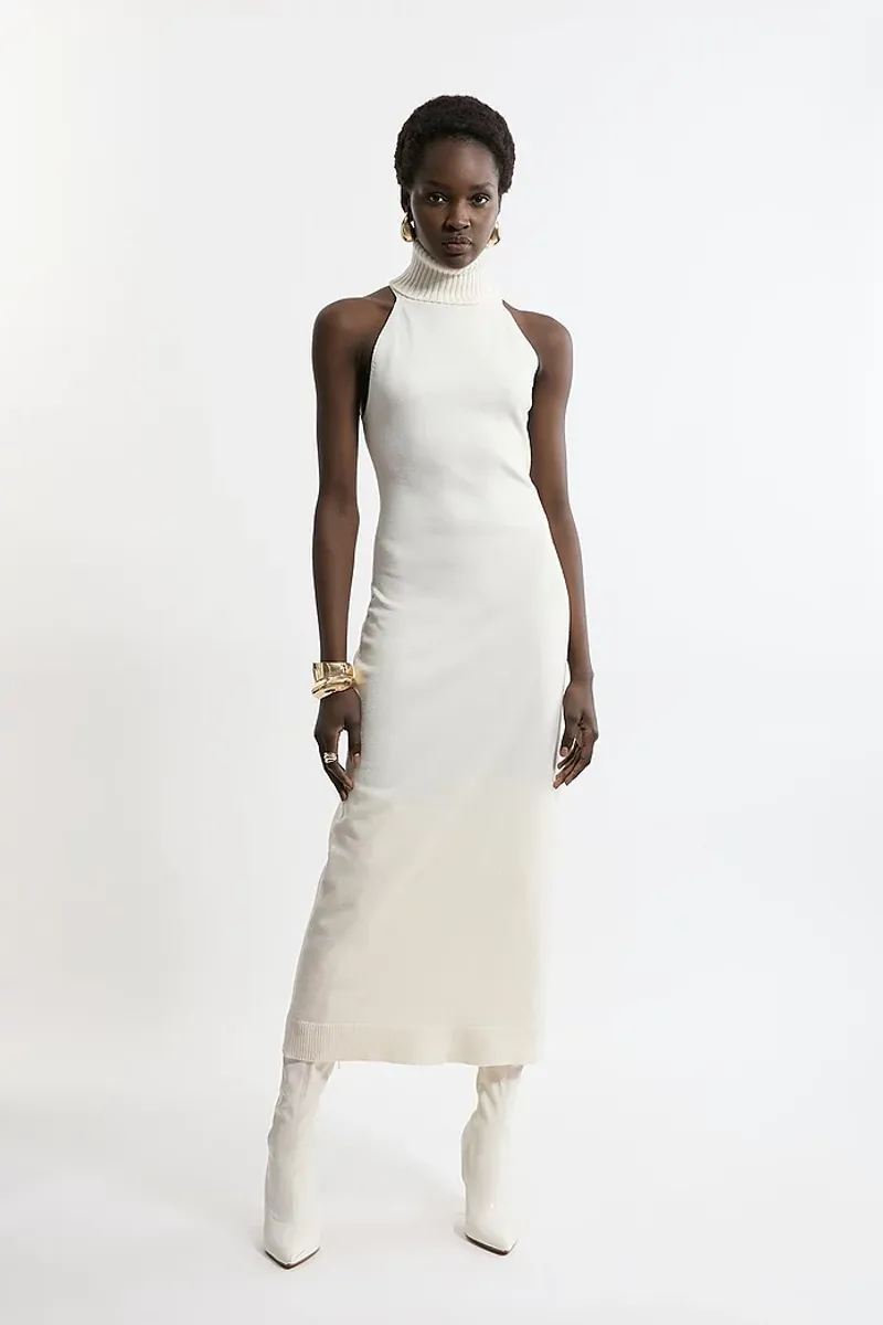 Sleeveless Turtleneck Triumph