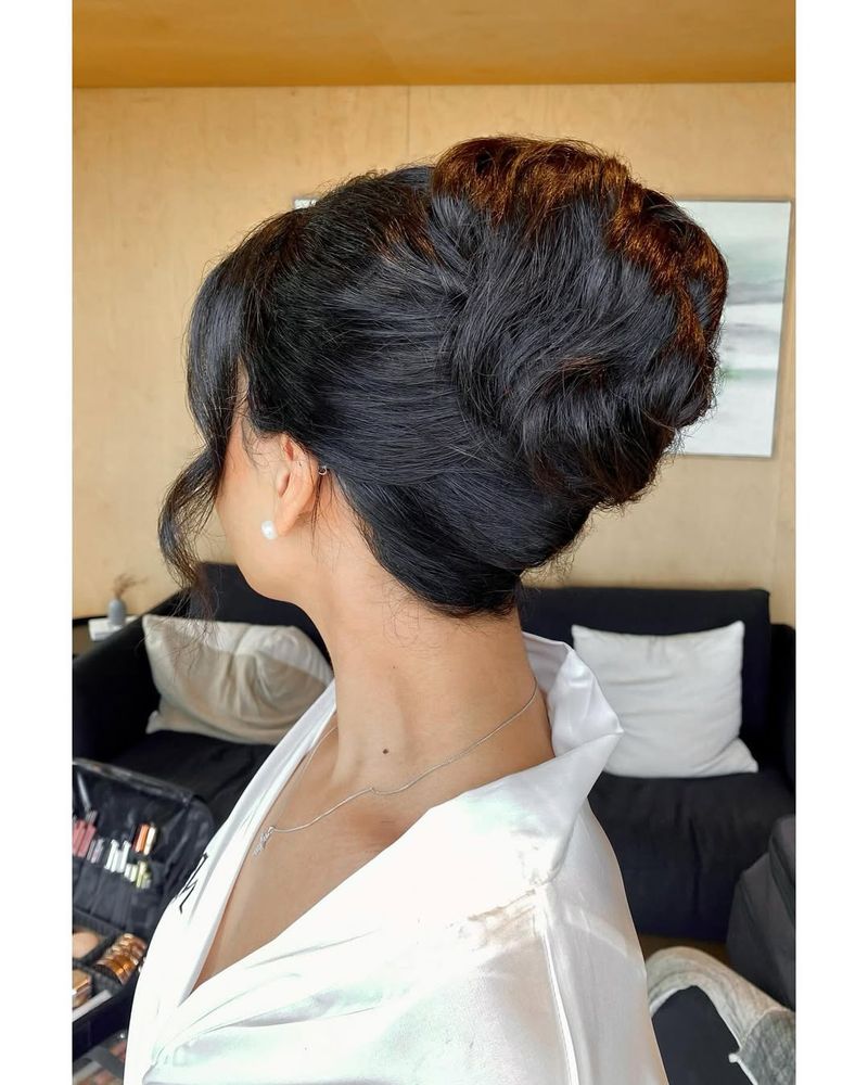 Retro Beehive