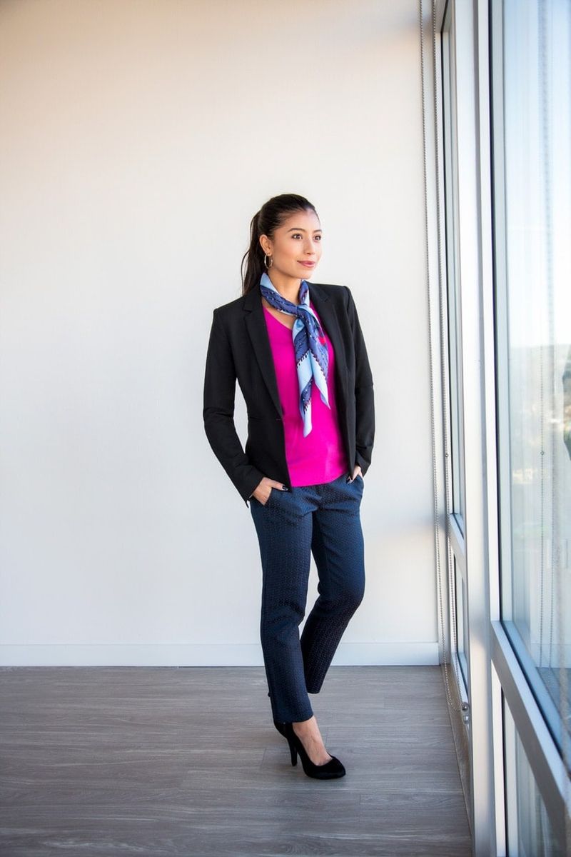 Silk Scarf Accent with Simple Separates