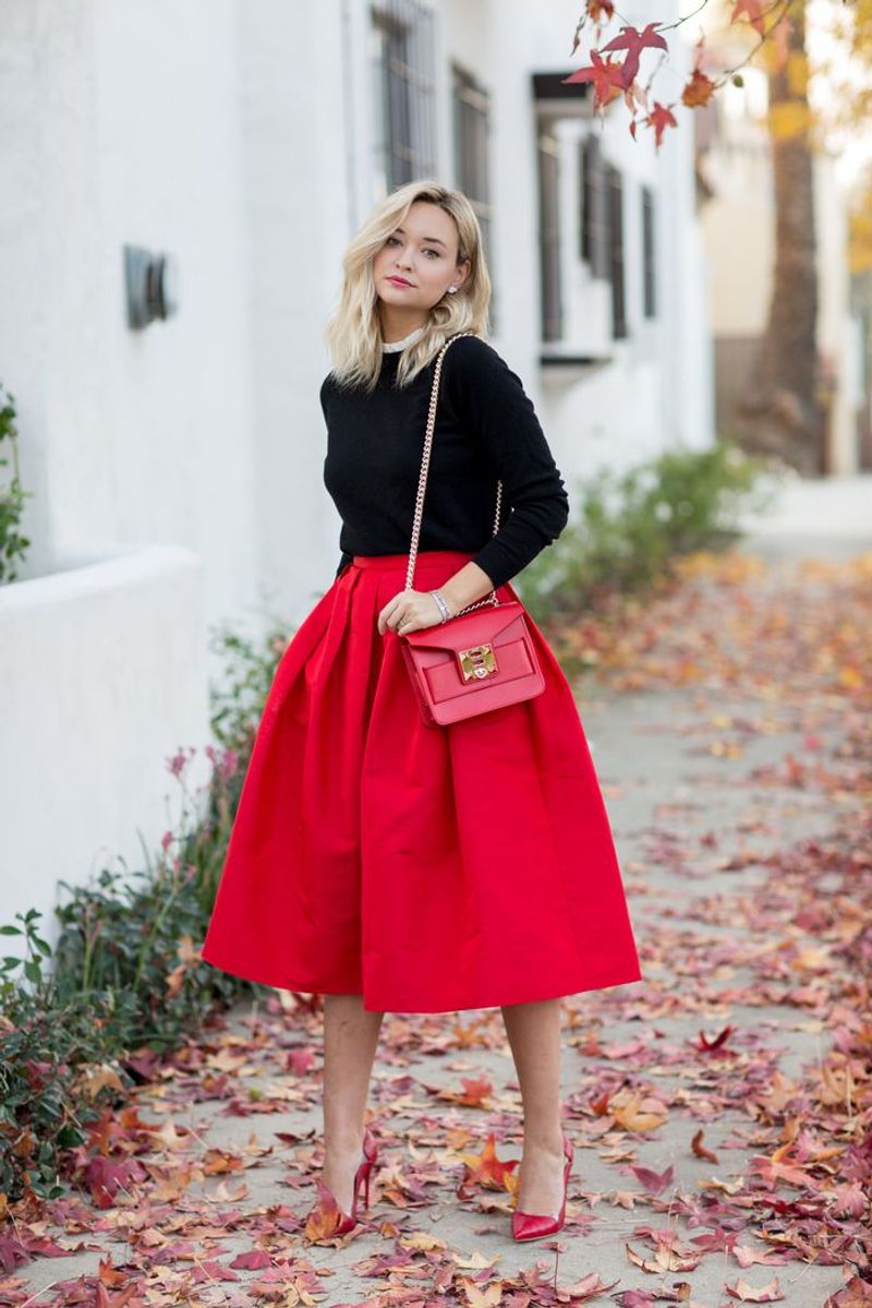 Scarlet Skirt Sensation