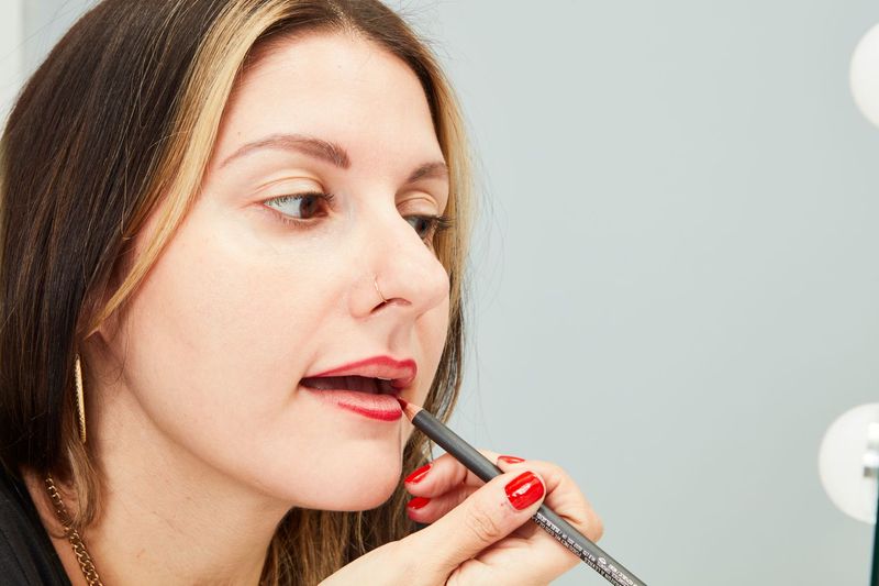 Long-Wear Lip Liner