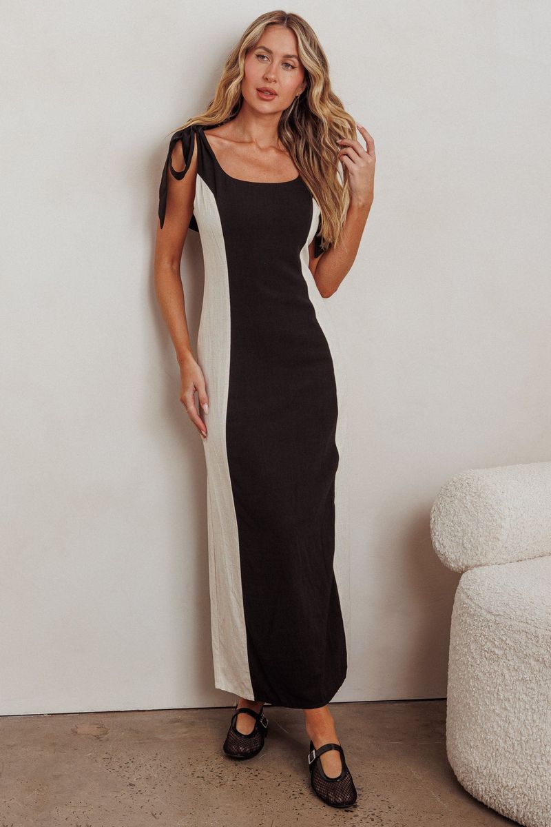 Black Sheath With White Side Panels