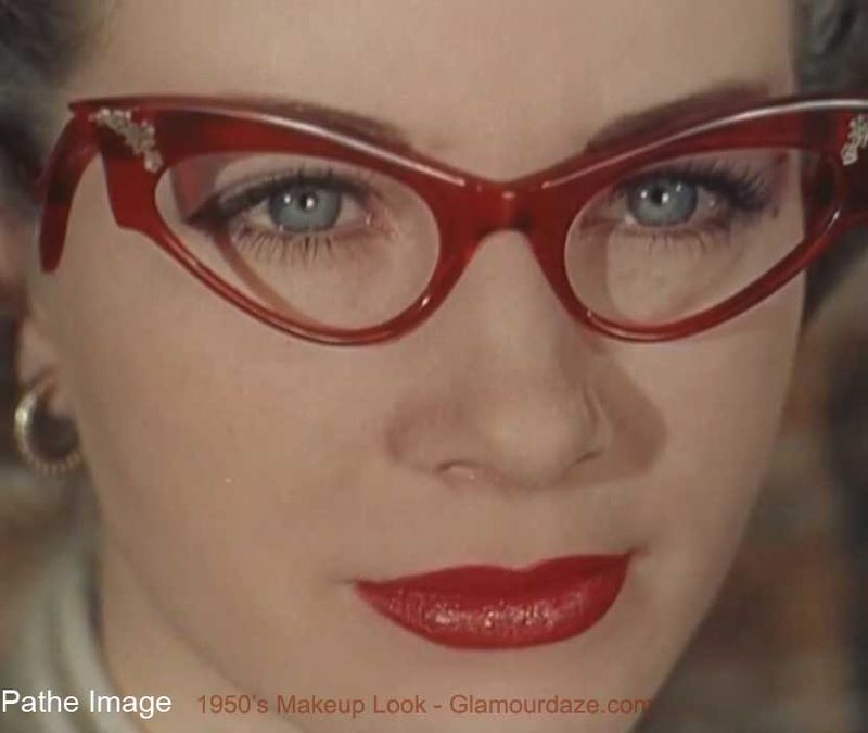 Retro Cat-Eye Sunglasses
