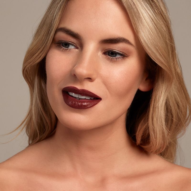 Brown Lipstick Painting Pouts