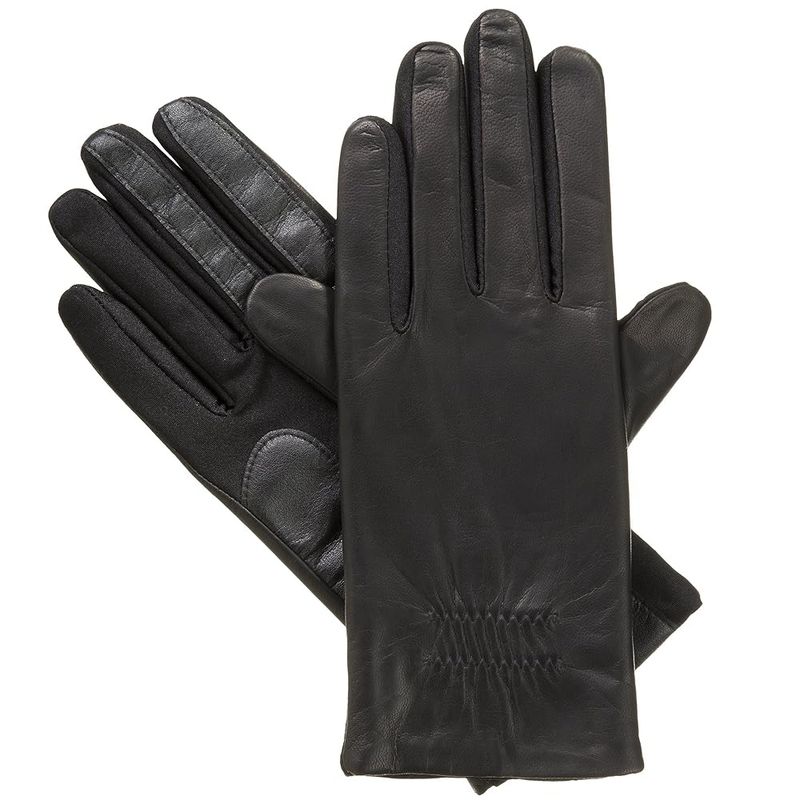 Luxe Leather Gloves With Timeless Appeal