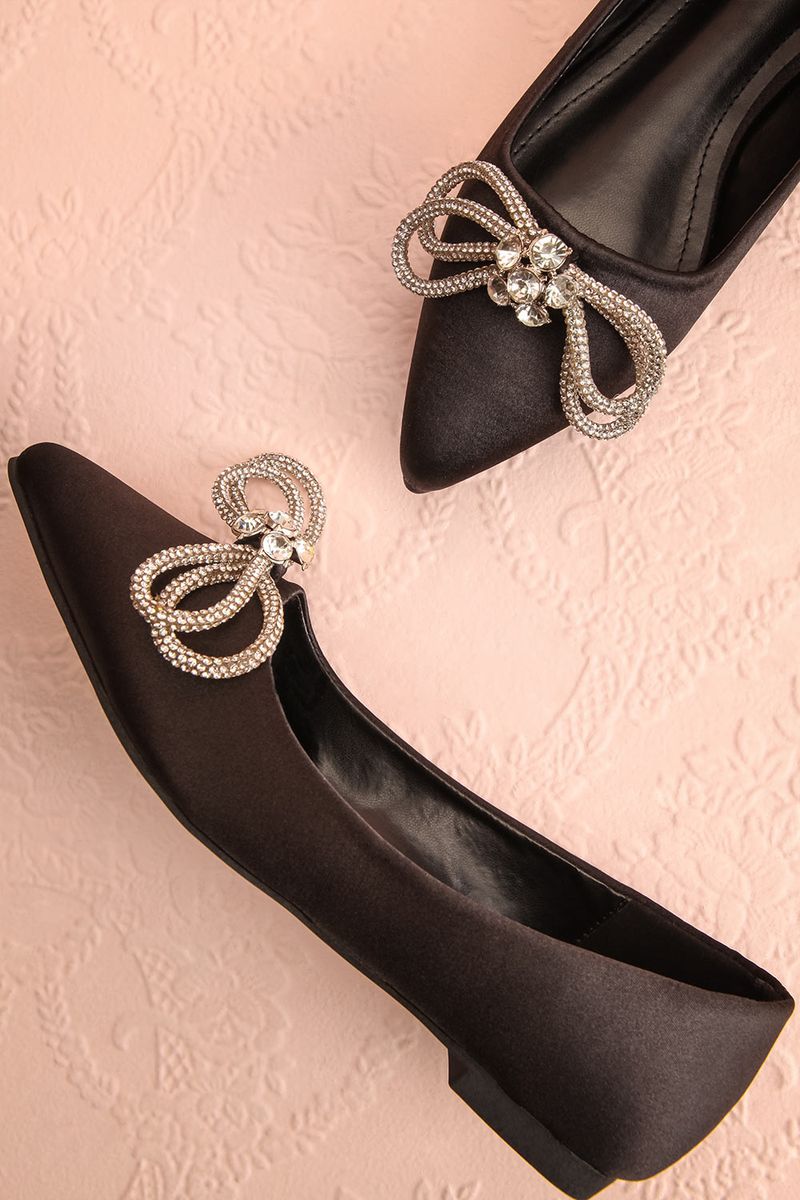 Bow-Adorned Beauties