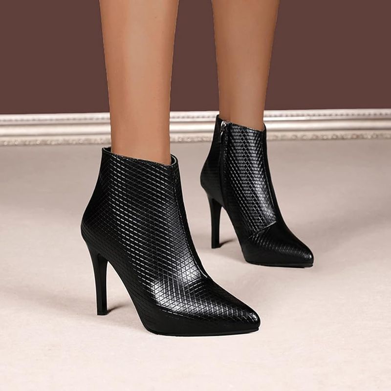 Pointy-Toe Shoe Power