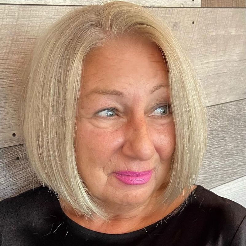 The Lifeless, One-Length Bob