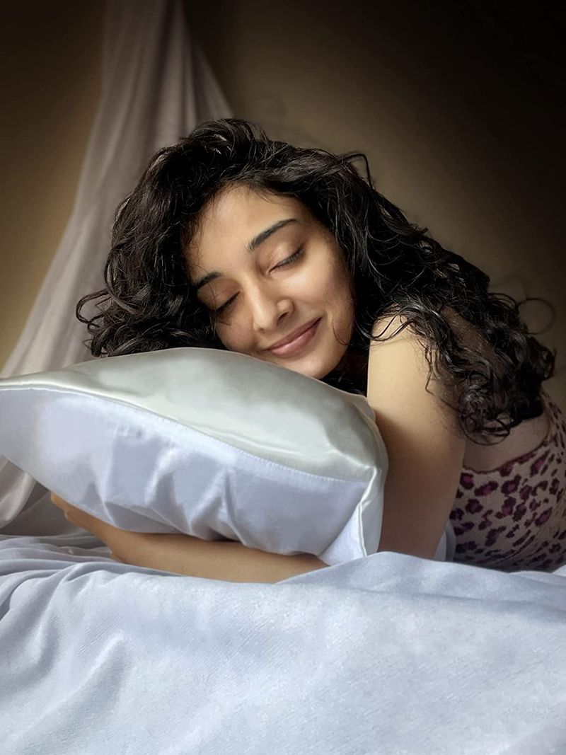 Silk Pillowcases Are Your Nighttime BFF