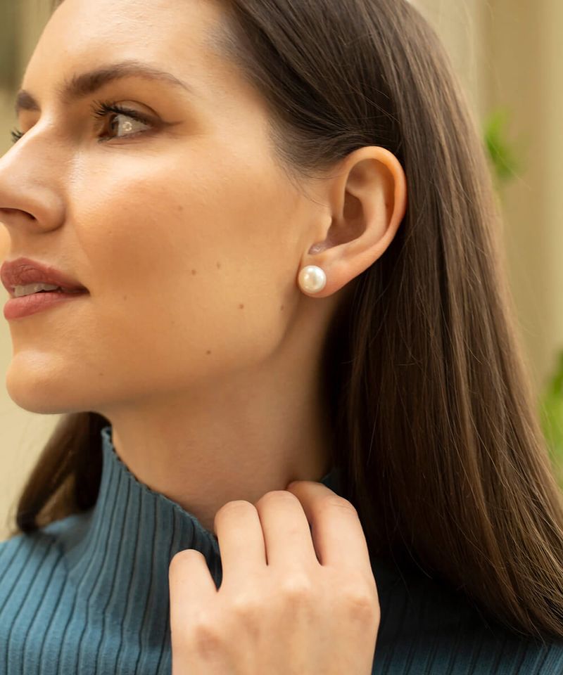 Pearl Studs