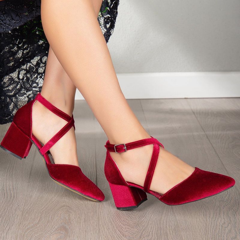 The Velvet Dream Heel