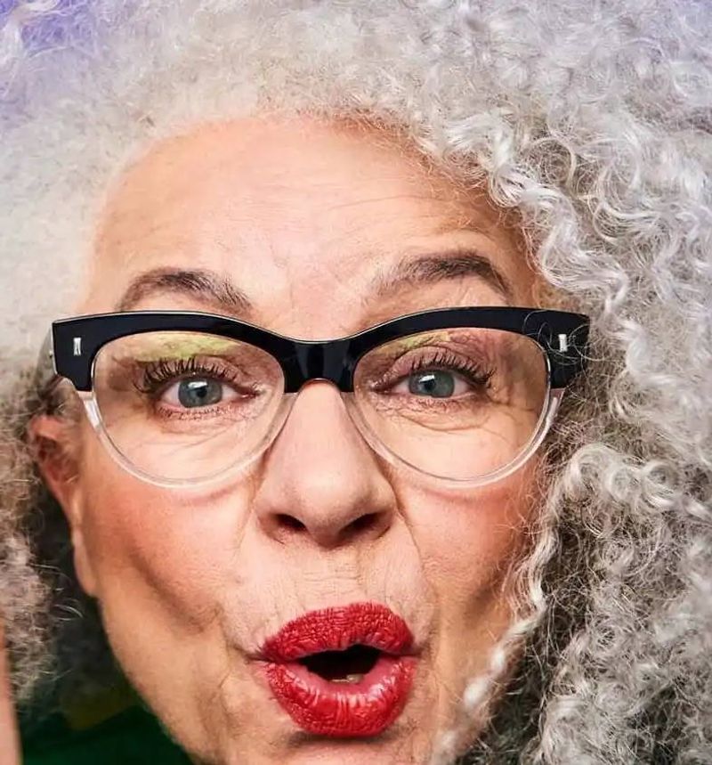 Clinging to Outdated Eyewear
