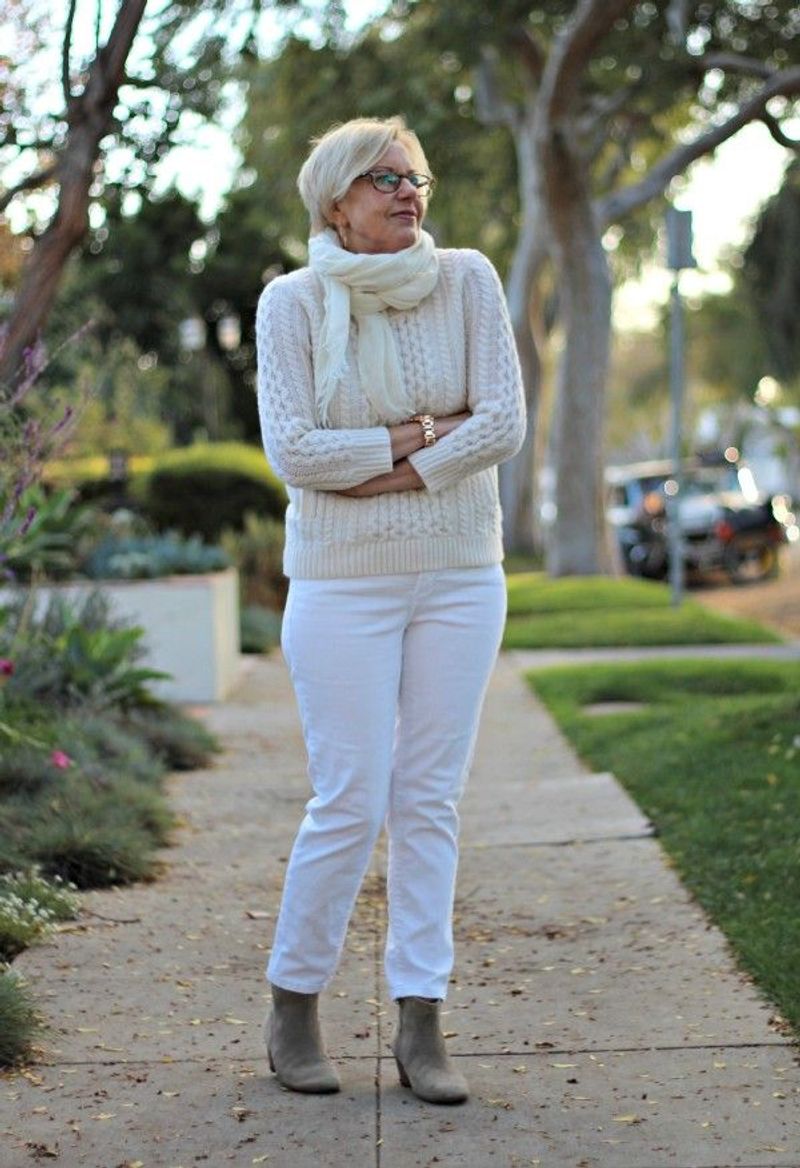 Try White Knitwear