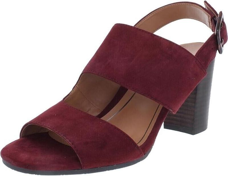 Vionic Bianca Kitten Heel