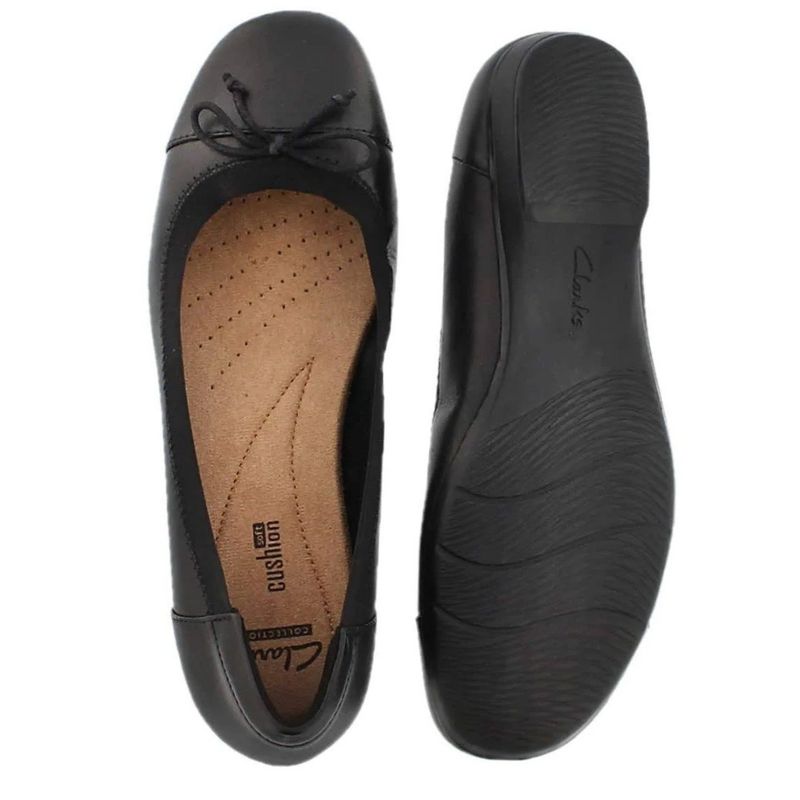 Naot Lark Bow Flat